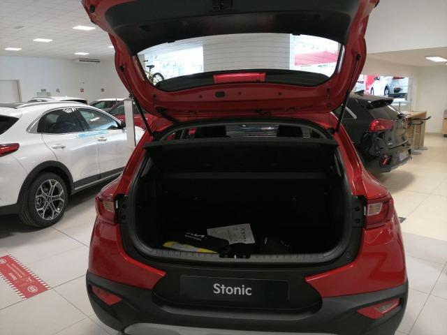 Kia Stonic 1.0 TGDi 74kW 100CV MHEV iMT Concept