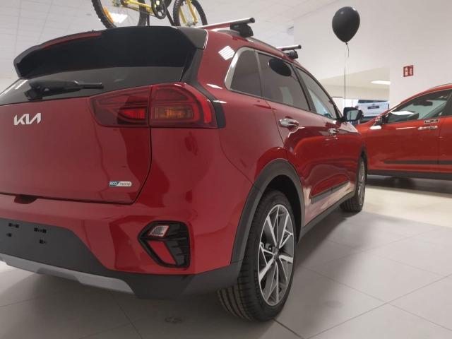 Kia Niro 1.6 GDi HEV 104kW 141CV Emotion