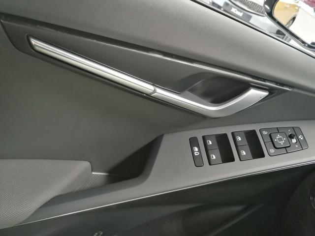 Kia Niro 1.6 GDi HEV 104kW 141CV Drive