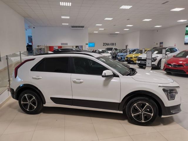 Kia Niro 1.6 GDi HEV 104kW 141CV Drive