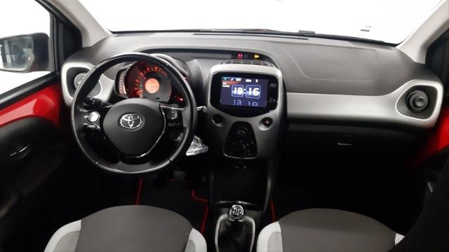 TOYOTA Aygo 1.0 70 xplay