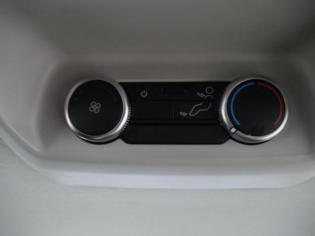 Ford Transit Custom Kombi 2.0 TDCI 96kW 320 L1 Trend Auto