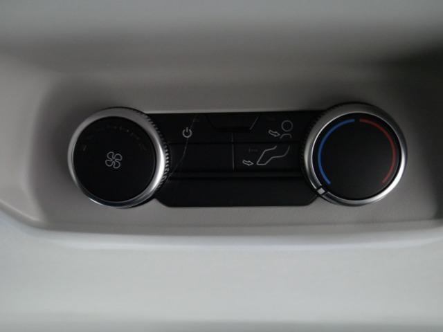 Ford Transit Custom NUEVA M1 KOMBI FT320 L1 Kombi Limited 2.0 EcoBlue 100kW(136cv) Euro 6.2