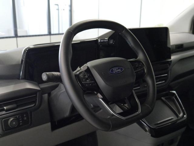 Ford Tourneo Custom 2.0 EcoBlue 125kW L2 Titanium X Auto