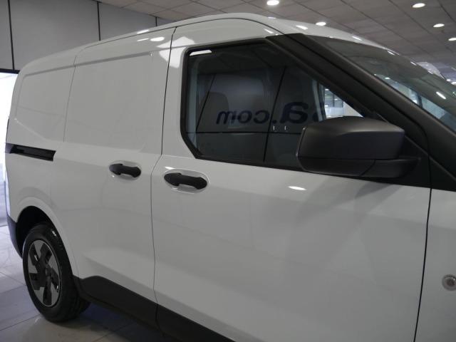 Ford Transit Courier Van BEV 54kWh 100kW Trend Auto