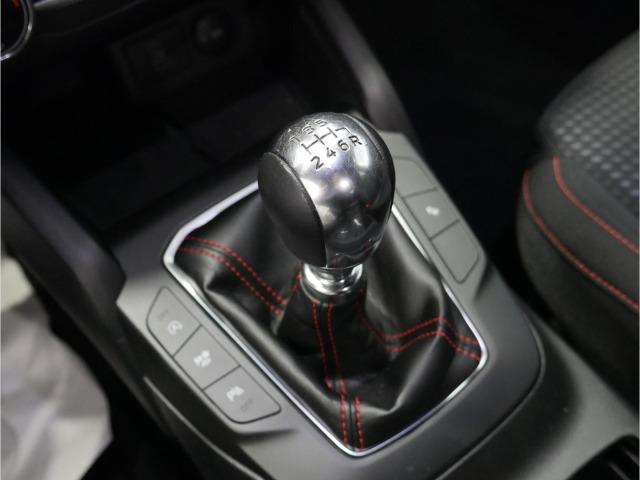 Ford Focus 1.0 Ecoboost MHEV 92kW ST-Line