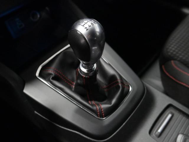 Ford Focus 1.0 Ecoboost MHEV 114kW ST-Line