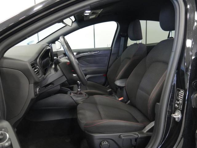 Ford Focus 1.0 Ecoboost MHEV 114kW ST-Line