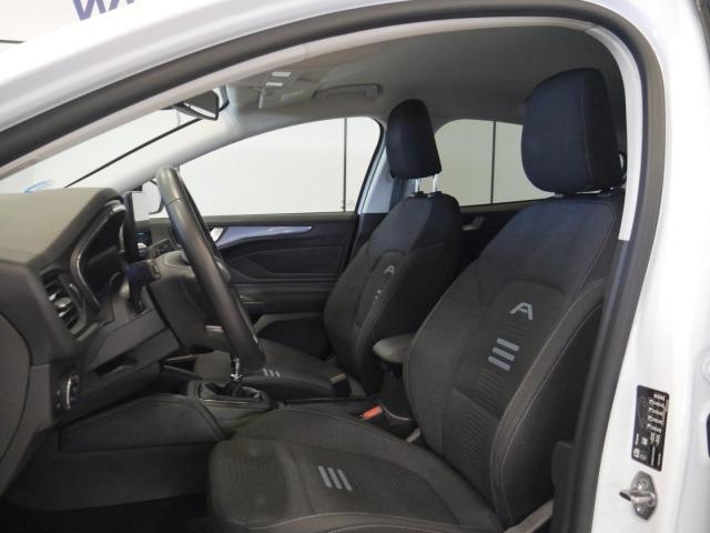 Ford Focus 1.0 Ecoboost MHEV 114kW ST-Line X