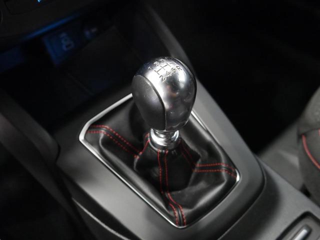 Ford Focus 1.0 Ecoboost MHEV 92kW ST-Line