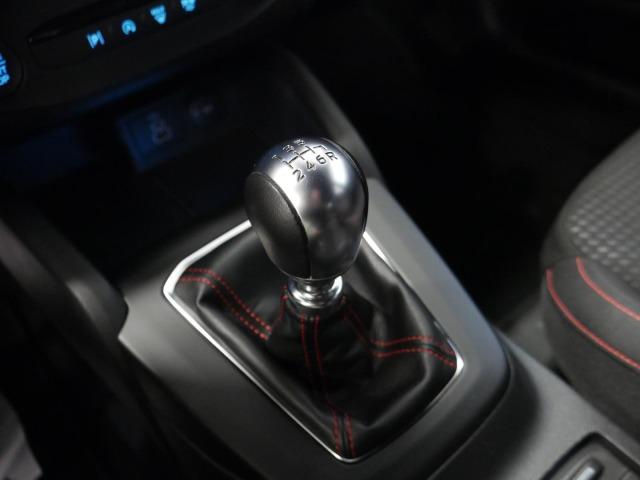 Ford Focus 1.0 Ecoboost MHEV 114kW ST-Line