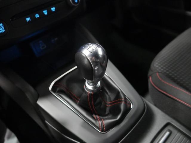 Ford Focus 1.0 Ecoboost MHEV 114kW ST-Line