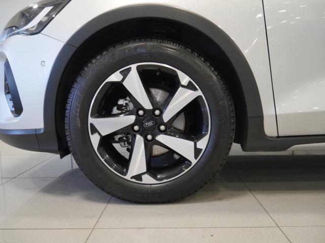 Ford Focus 1.0 Ecoboost MHEV 114kW Active Auto
