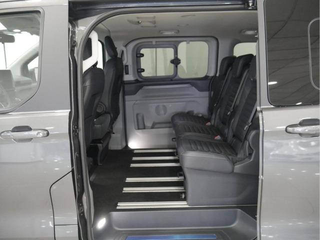 Ford Tourneo Custom 2.0 EcoBlue 125kW L2 Titanium Auto