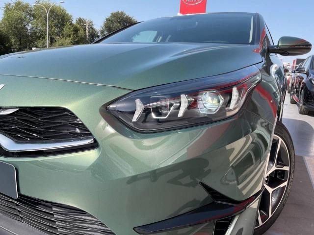 Kia Ceed 1.6 MHEV iMT 100kW 136CV Tech