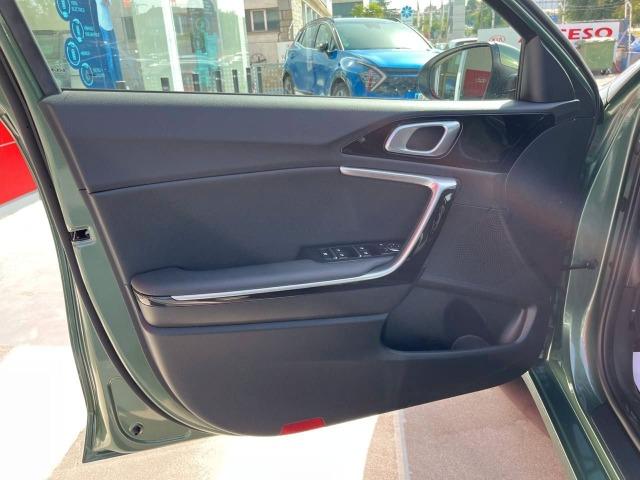 Kia Ceed 1.6 MHEV iMT 100kW 136CV Tech