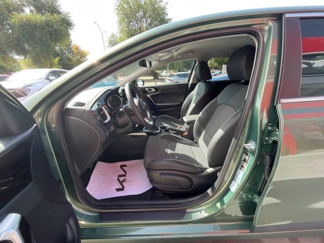 Kia Ceed 1.6 MHEV iMT 100kW 136CV Tech