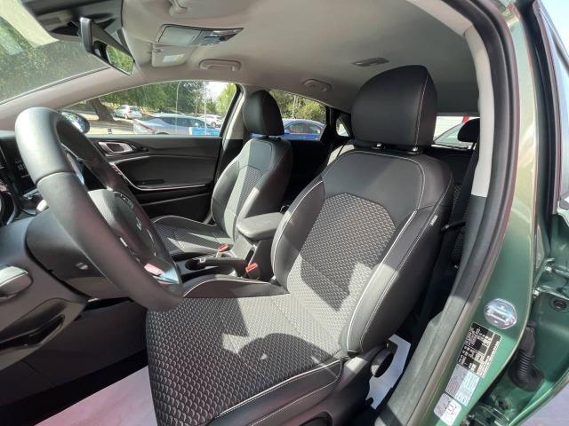 Kia Ceed 1.6 MHEV iMT 100kW 136CV Tech