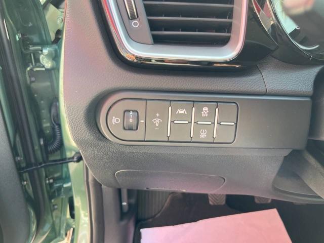 Kia Ceed 1.6 MHEV iMT 100kW 136CV Tech