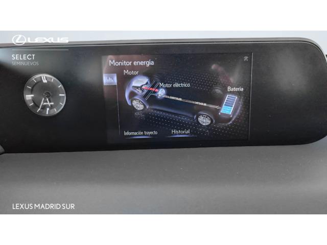 Lexus UX BUSINESS
