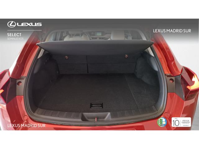 Lexus UX BUSINESS NAVIGATION
