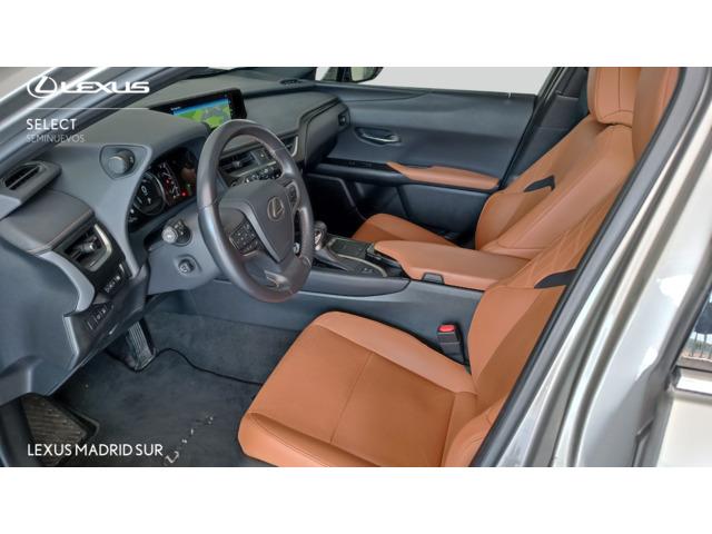 Lexus UX LUXURY