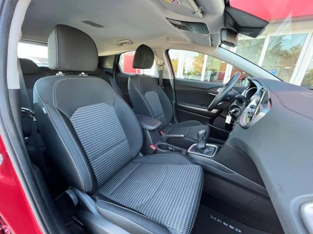 Kia Xceed 1.6 MHEV iMT Drive 100kW 136CV