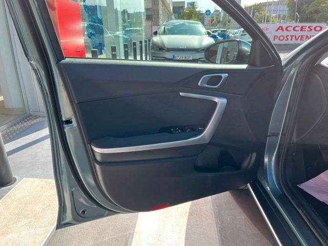 Kia Xceed 1.6 MHEV iMT Drive 100kW 136CV