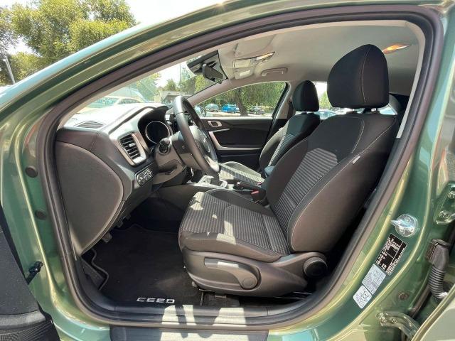 Kia Ceed 1.6 MHEV iMT 100kW 136CV Drive