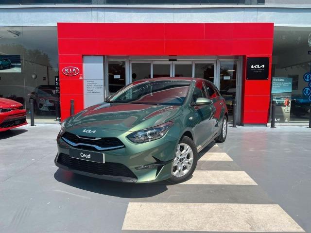 Kia Ceed 1.6 MHEV iMT 100kW 136CV Drive