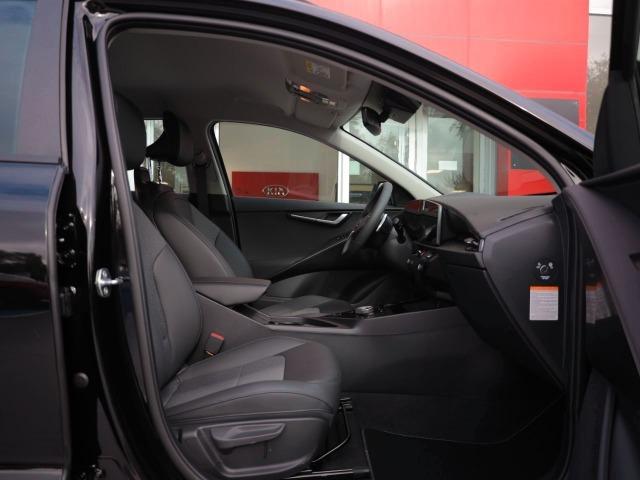 Kia Niro 1.6 GDi HEV 104kW 141CV Drive