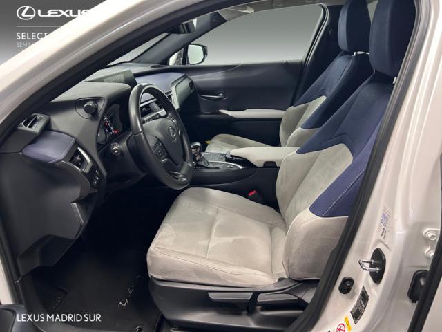 Lexus UX BUSINESS NAVIGATION