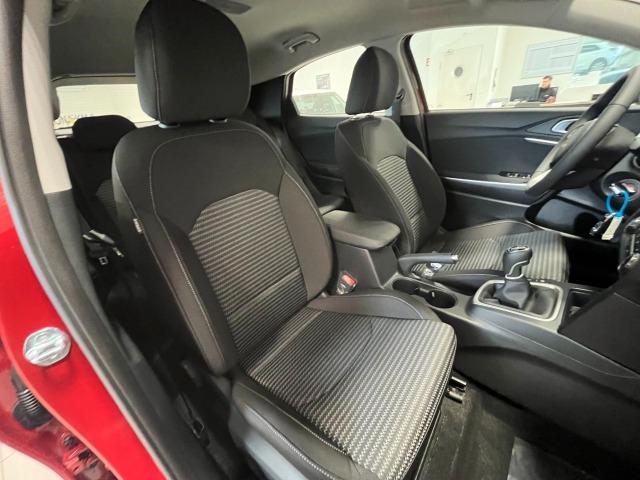 Kia Xceed 1.6 MHEV iMT Concept 100kW 136CV