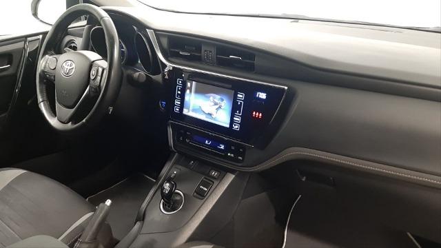 TOYOTA Auris 1.8 140H Hybrid Active