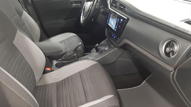 TOYOTA Auris 1.8 140H Hybrid Active
