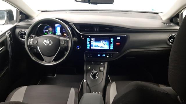 TOYOTA Auris 1.8 140H Hybrid Active