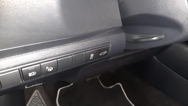 TOYOTA Corolla 2.0 180H ADVANCE ECVT TOURING SPORT