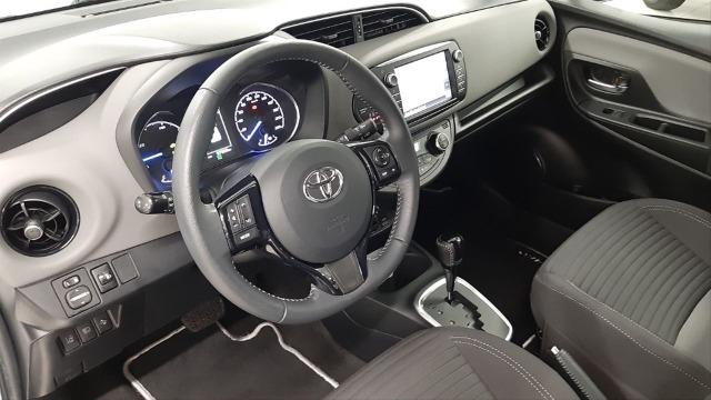 TOYOTA Yaris 1.5 Hybrid Active