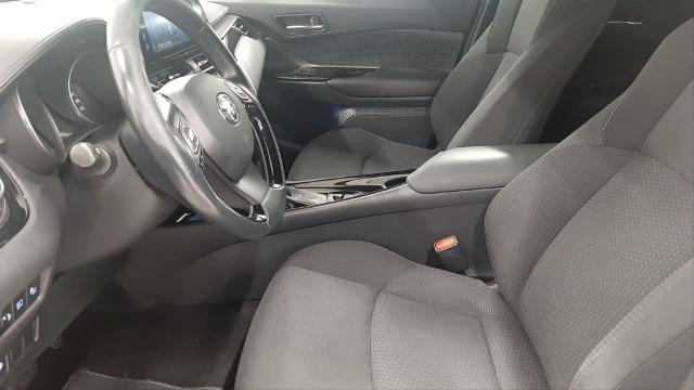 TOYOTA Chr 1.8 125H Advance