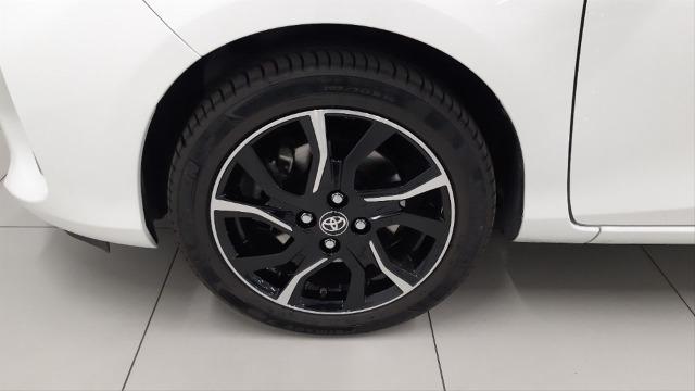 TOYOTA Yaris 1.5 Hybrid Feel