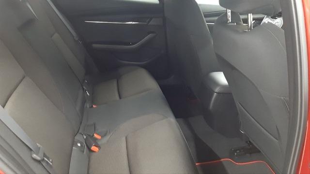 MAZDA Mazda3 2.0 SKYACTIVG ZENITHNAVEGADOR AUTO