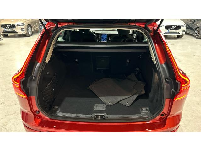 Volvo Xc60 B4 G Essential Auto 145 kW (197 CV)