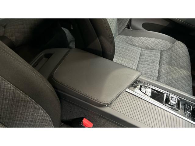 Volvo Xc60 B4 G Essential Auto 145 kW (197 CV)