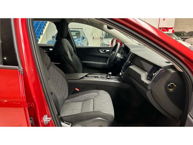 Volvo Xc60 B4 G Essential Auto 145 kW (197 CV)
