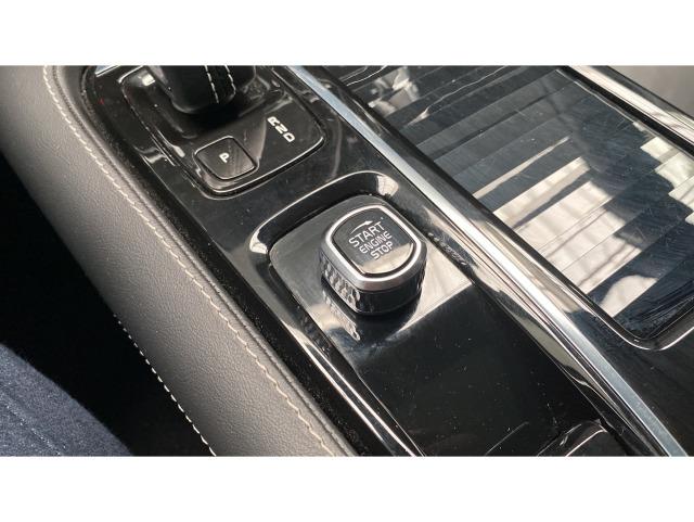 Volvo V60 T6 Recharge R-Design AWD Auto 250 kW (340 CV)