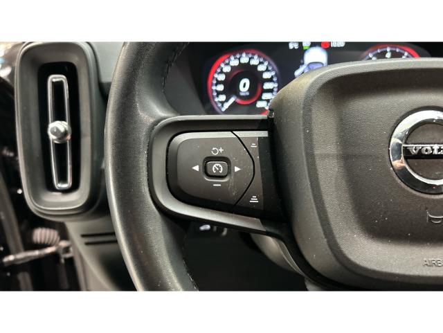 Volvo Xc40 T2 Essential Auto 95 kW (129 CV)