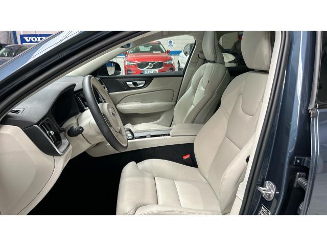 Volvo V60 B4 D Plus Dark Auto 145 kW (197 CV)