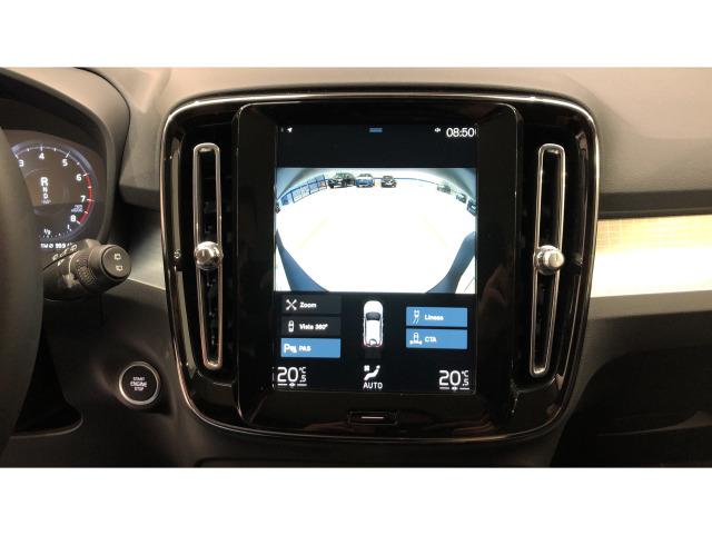 Volvo Xc40 T2 Momentum Pro Auto 95 kW (129 CV)