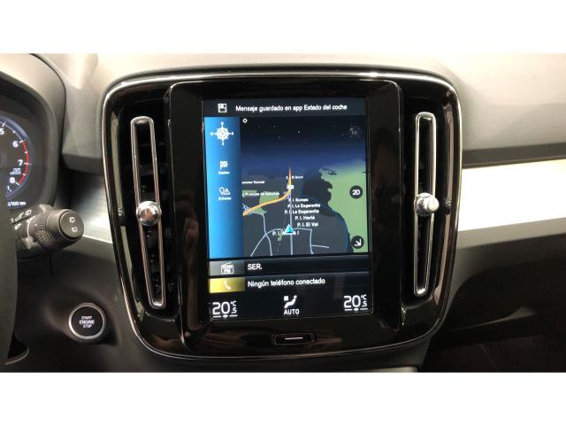 Volvo Xc40 T2 Momentum Pro Auto 95 kW (129 CV)