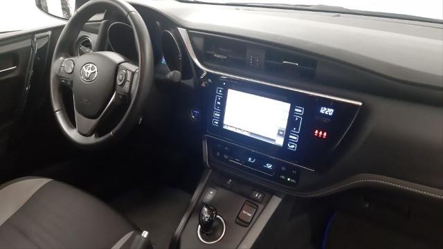 TOYOTA Auris 1.8 140H Hybrid Active